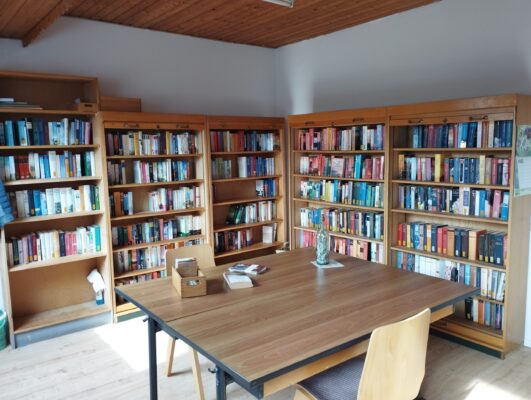 Klönen in der Bücherei Schweckhausen